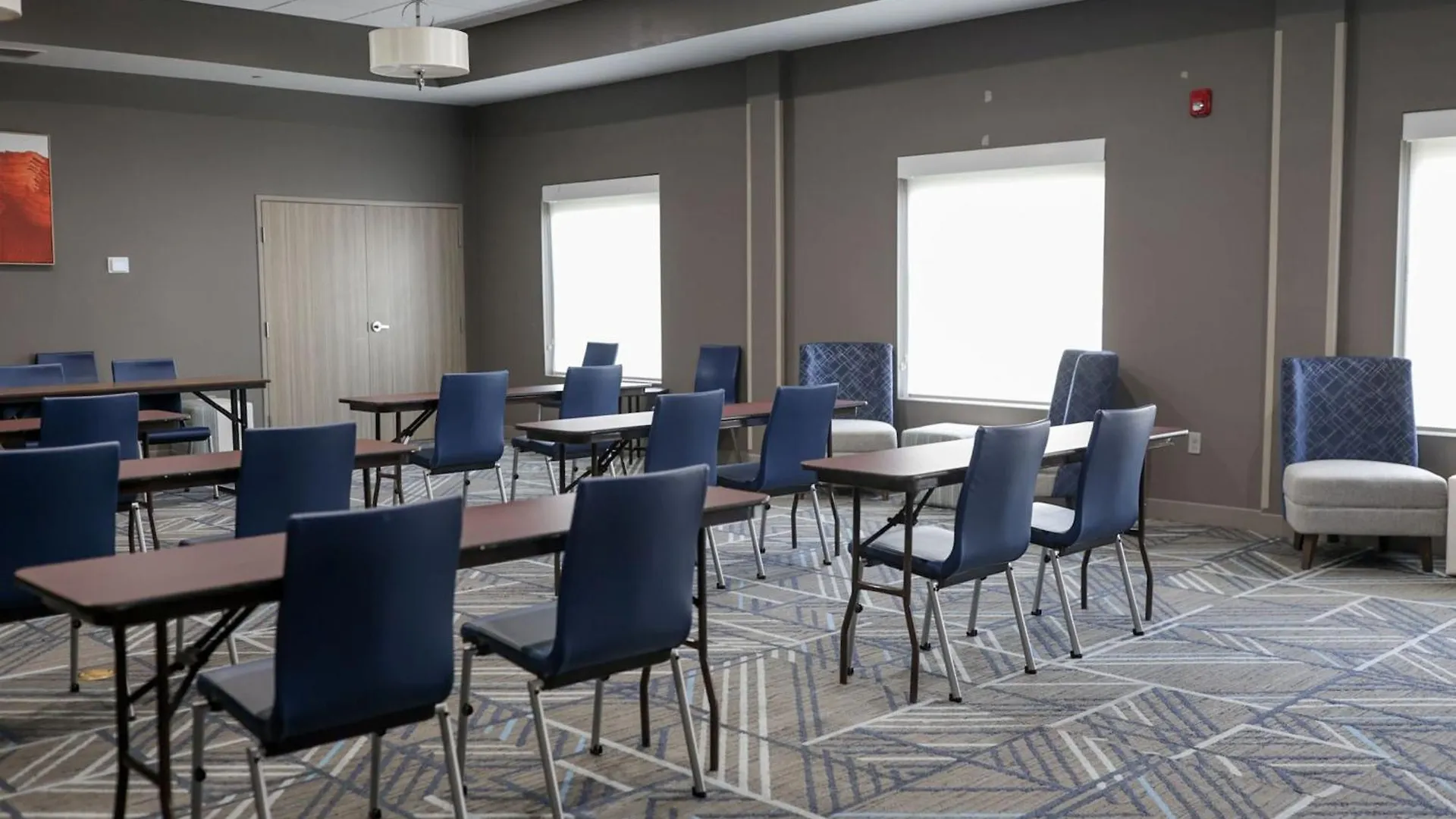Hotel Holiday Inn Express & Suites Memphis Arpt Elvis Presley Blv By Ihg