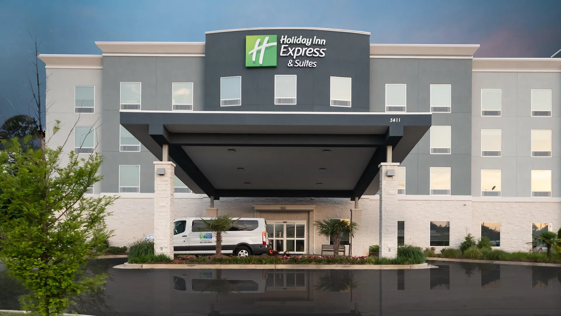 Holiday Inn Express & Suites Memphis Arpt Elvis Presley Blv By Ihg location