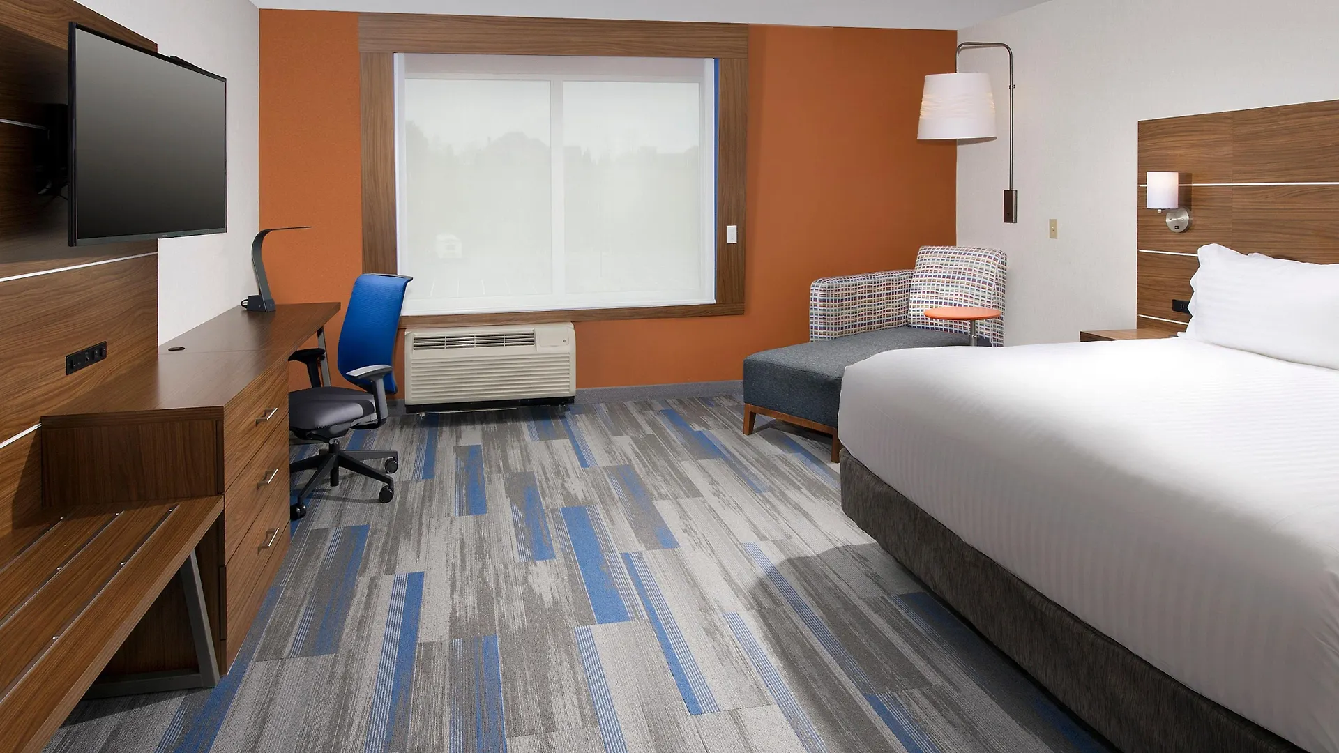 Holiday Inn Express & Suites Memphis Arpt Elvis Presley Blv By Ihg USA
