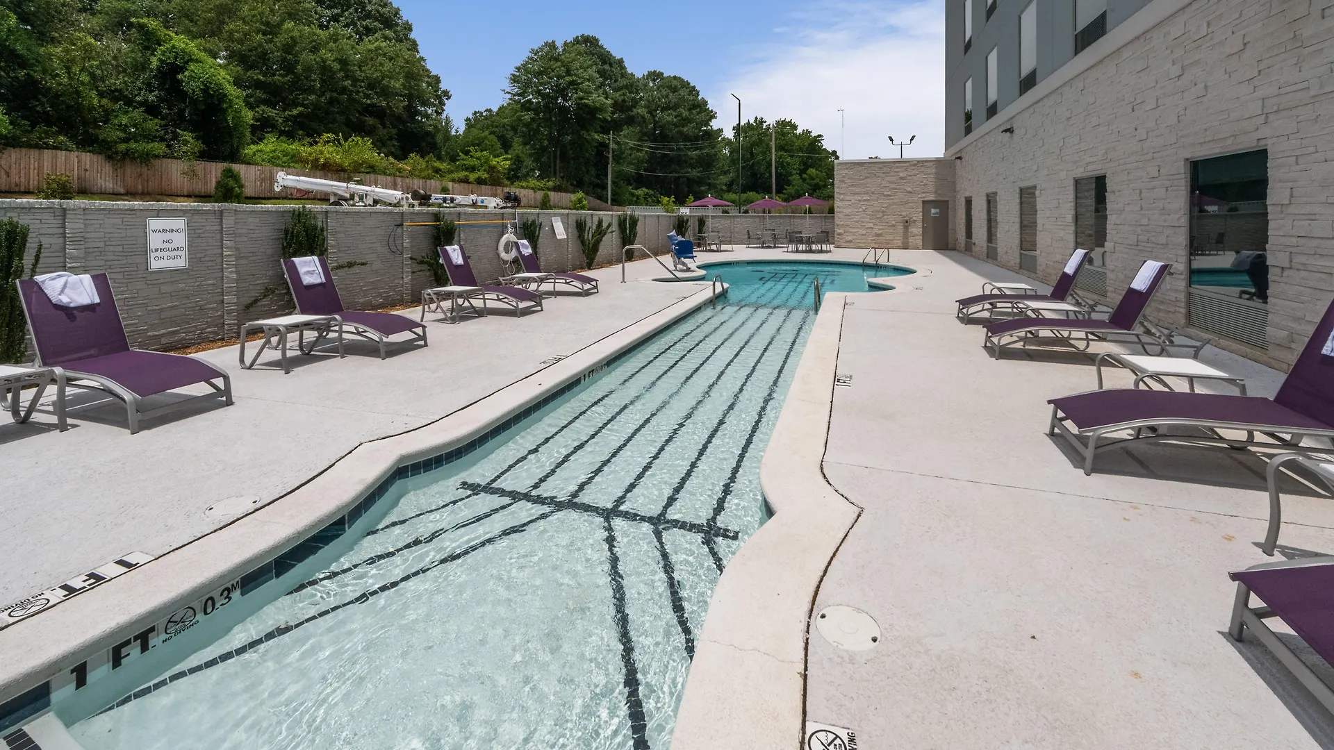 Holiday Inn Express & Suites Memphis Arpt Elvis Presley Blv By Ihg USA